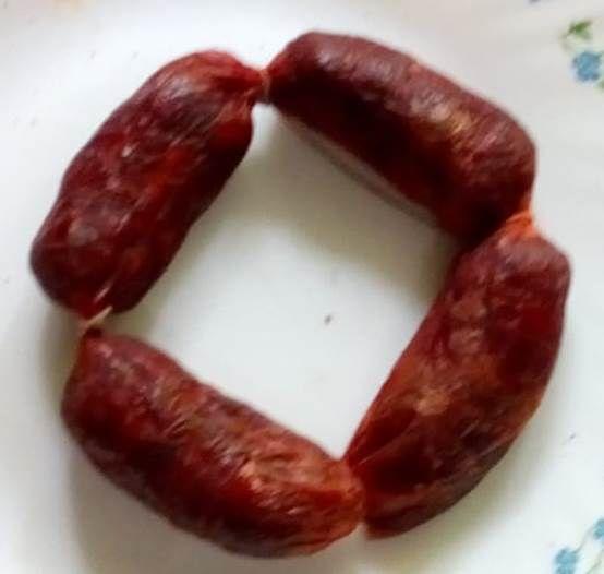 King-size Goa sausages